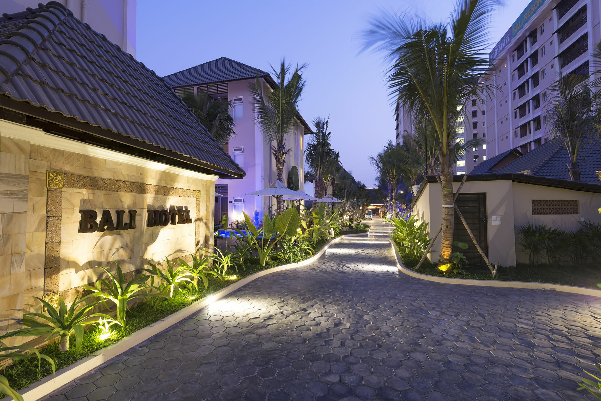 Bali Hotel 4*