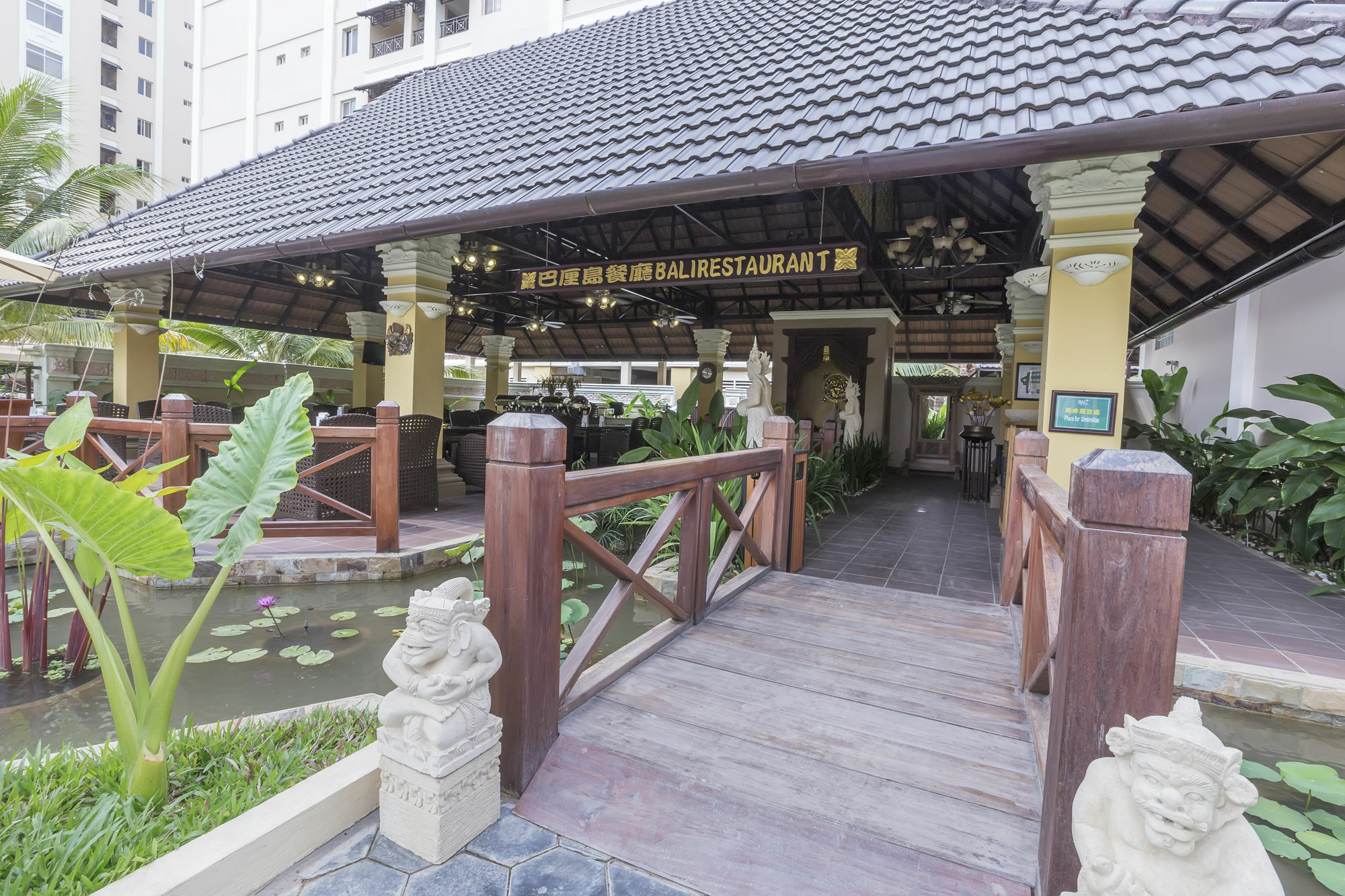 Bali 酒店 4*