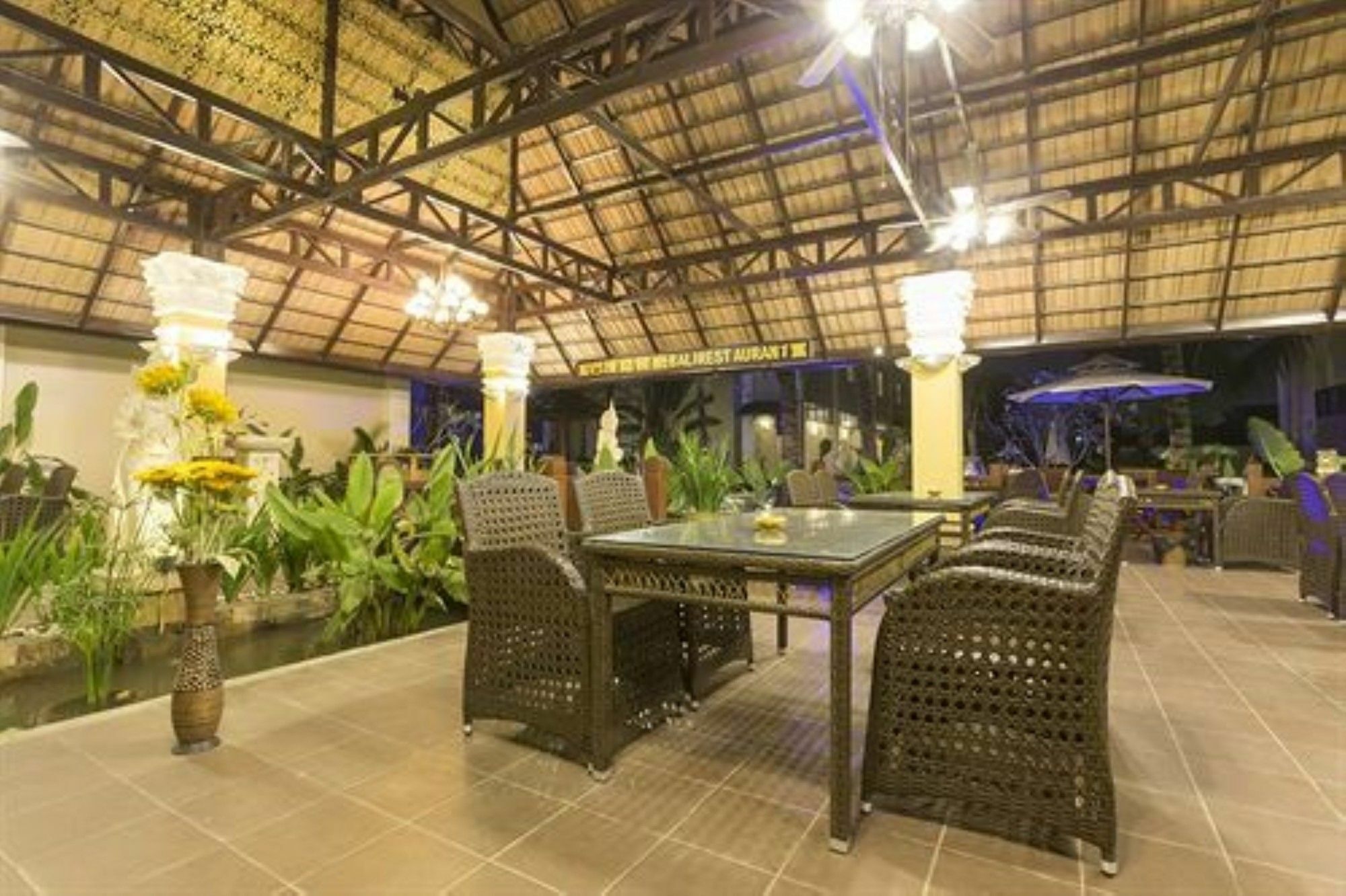 Bali Hotel Phnom Penh